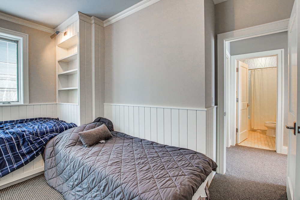 House (5 Bedrooms) photo 2