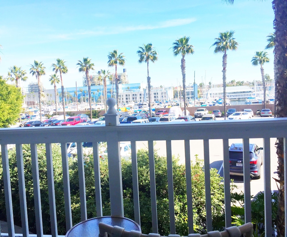 D - Marina View Junior Suite - Photo 5