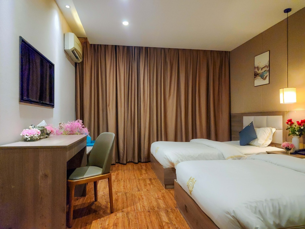 Deluxe Twin Room, Multiple Beds, Non Smoking, Private Bathroom - Photo 15