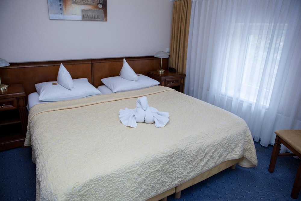Double Room - Photo 9