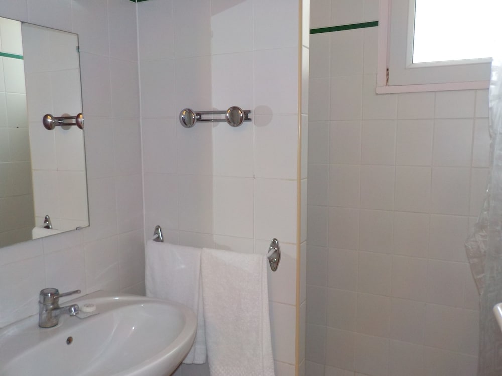 Economy Shared Dormitory, 1 Bedroom photo 3