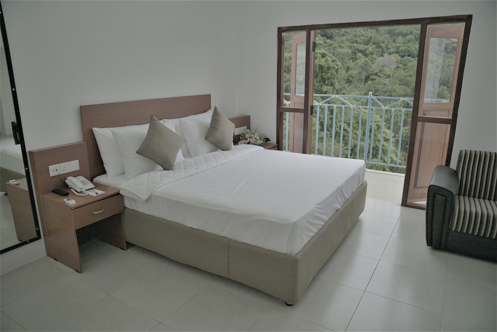 Deluxe Double Room - Photo 1