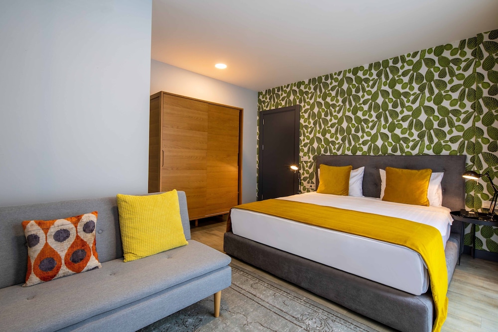 Deluxe Triple Room photo 3