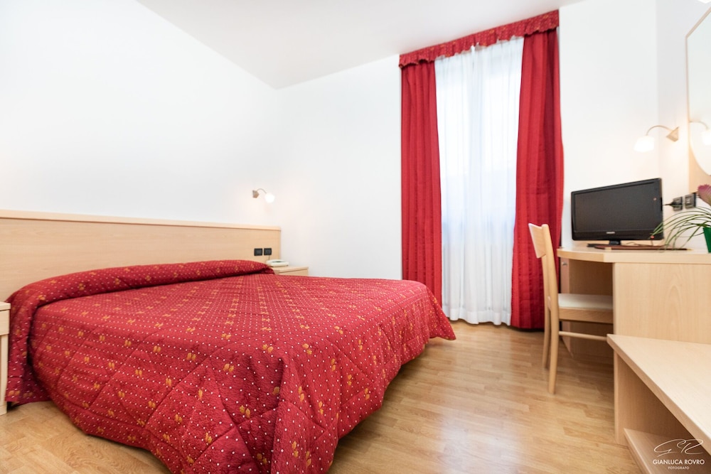 Comfort Double or Twin Room
