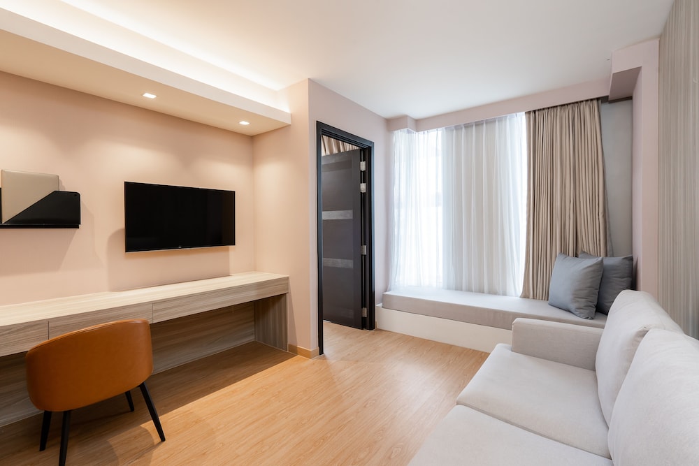 room photo