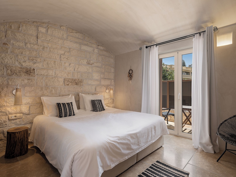 Standard Double Room, Terrace, Ground Floor (Reverence)