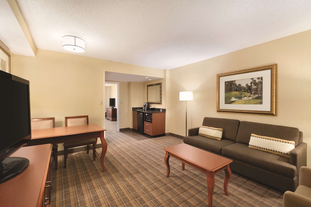 Suite, 2 Double Beds, Accessible, Non Smoking - Photo 1