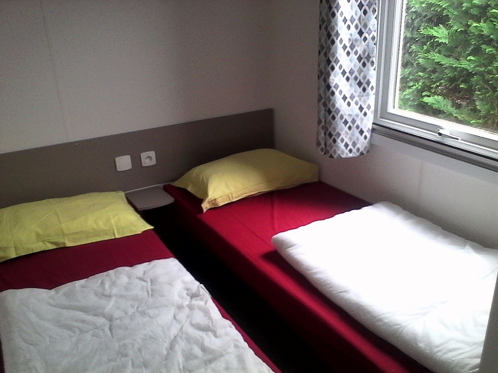 Mobile Home, 3 Bedrooms, Non Smoking photo 1