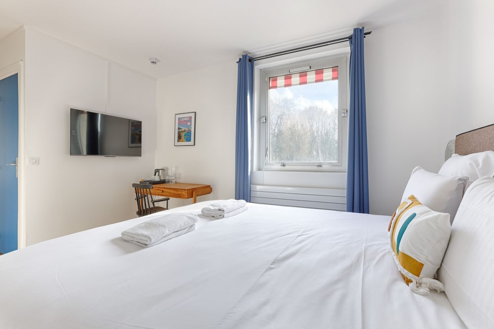 Deluxe Triple Room - Photo 10