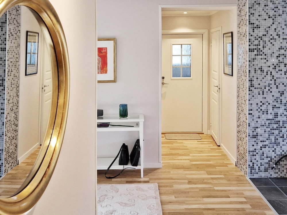 Comfort Apartment, 2 Bedrooms photo 3
