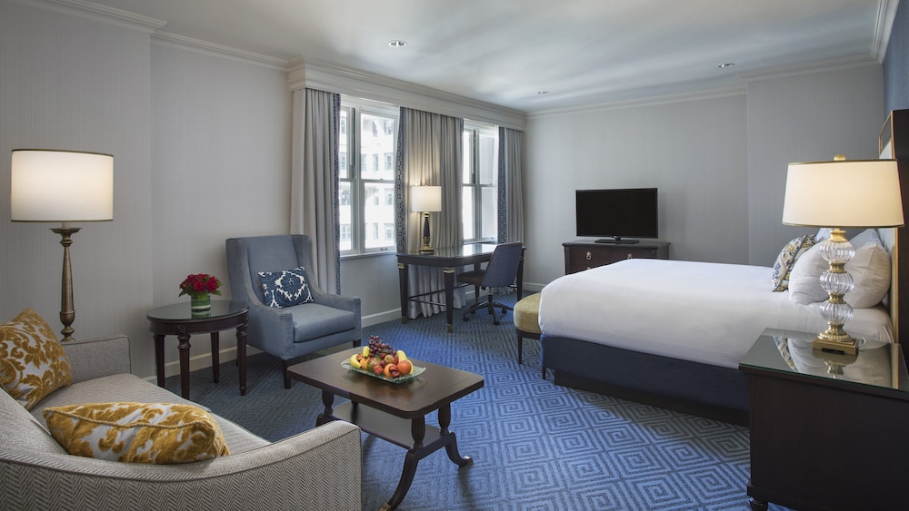 Junior Suite, 1 King Bed (Washington Monument View) - Photo 1