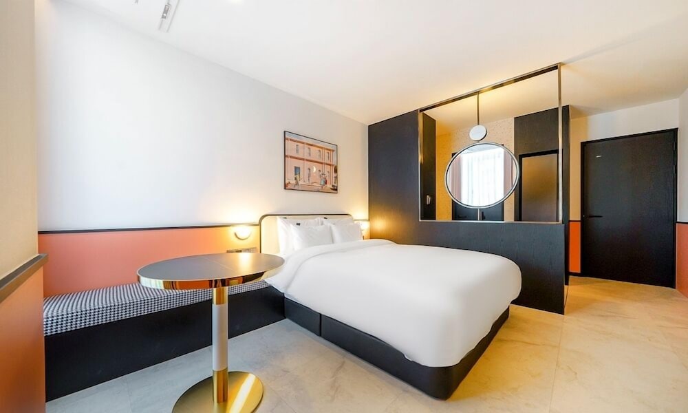 Suite - Photo 2