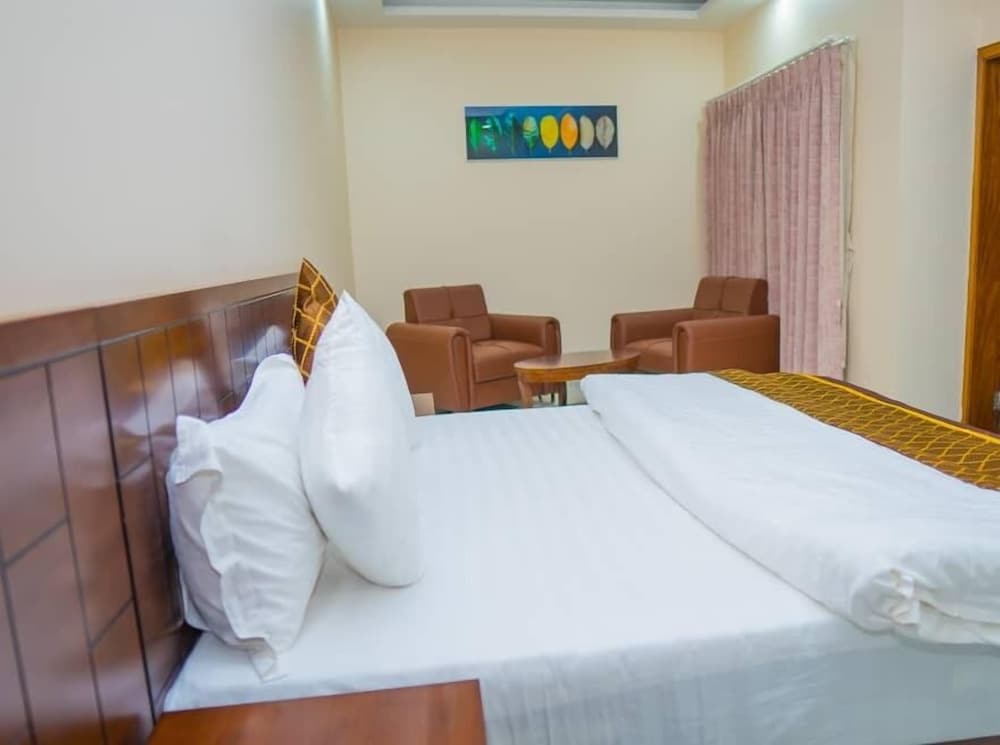 Comfort Double Room, Balcony, City View photo 2