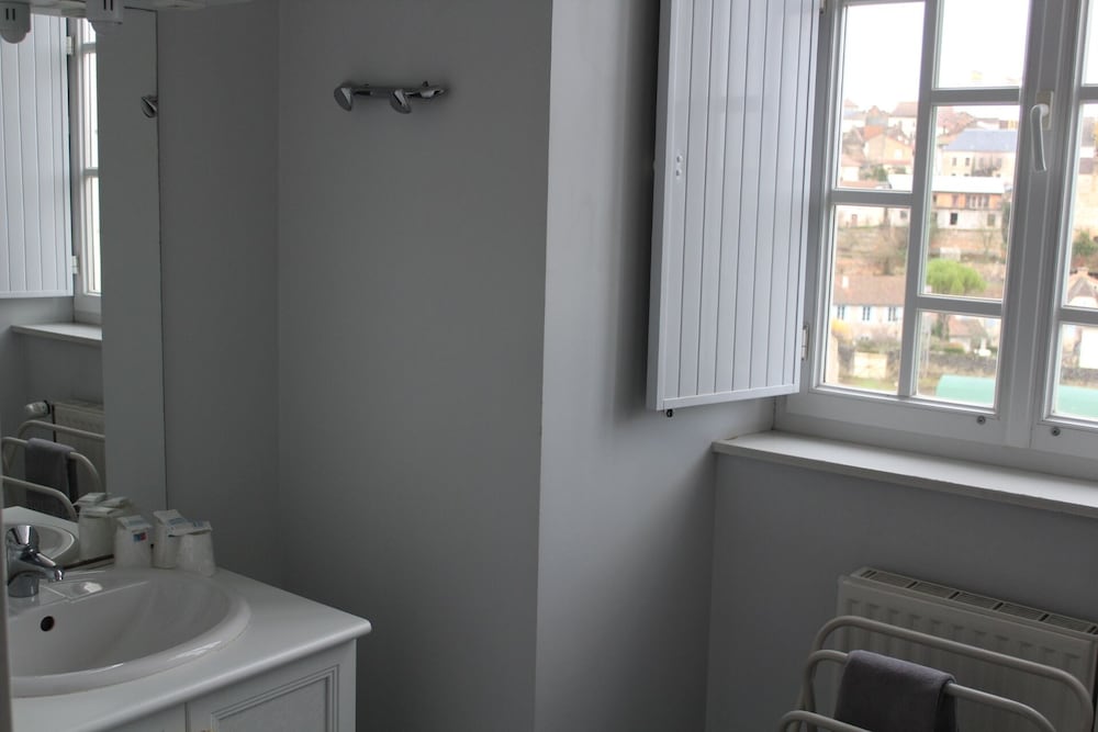 Family Room photo 2