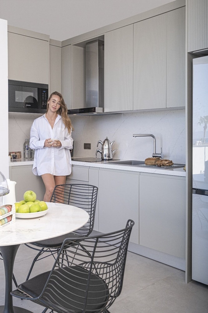 Suite, Sea View photo 2