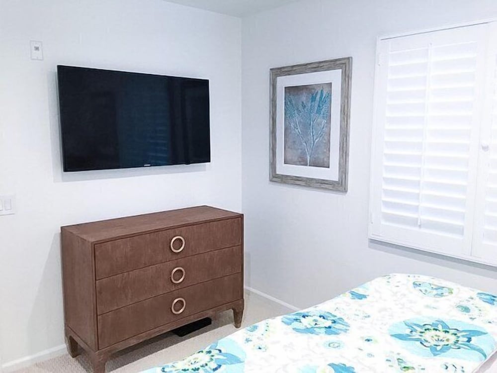 Comfort Villa, 1 King Bed with Sofa bed photo 1