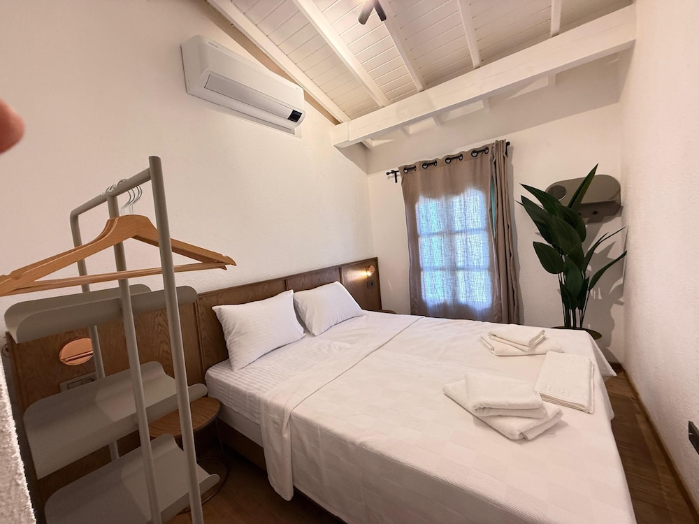 Classic Double or Twin Room photo 3