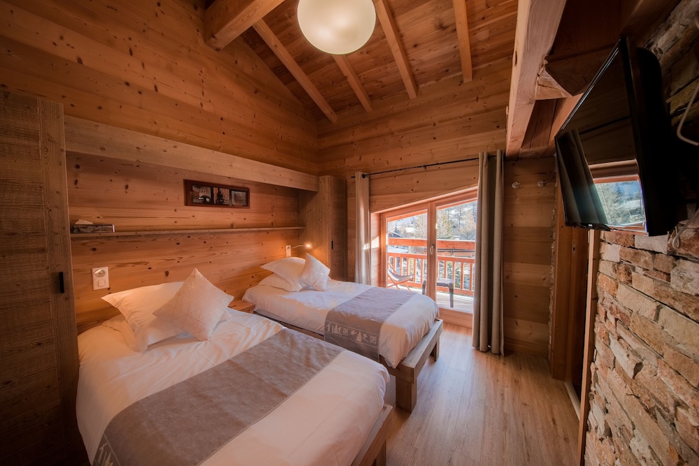 Standard Twin Room photo 2