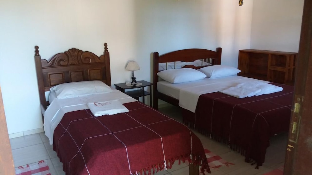 Triple Room, Multiple Beds