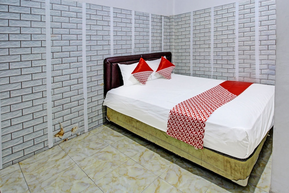 Economy Double Room photo 2