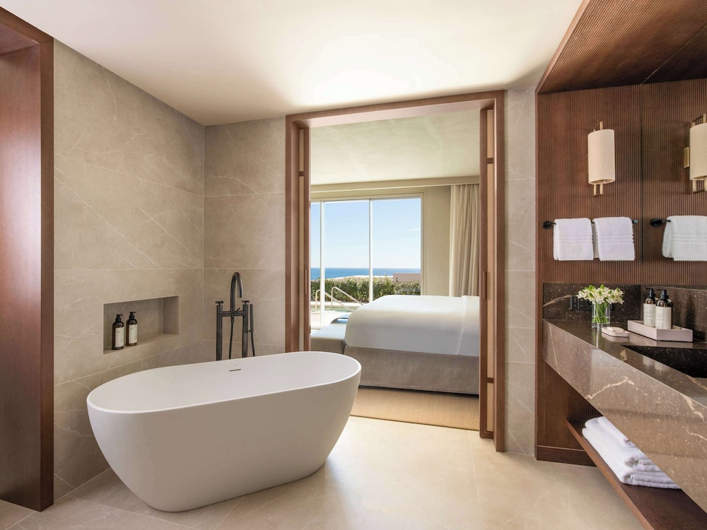 Suite con Piscina de Plunge 1 Dormitorio Rey 125sqm Suite con Piscina de Plunge 1 Dormitorio Rey 125sqm