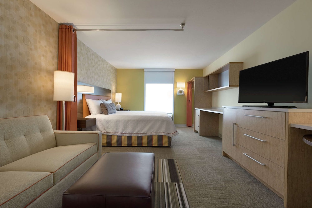 Studio, 1 King Bed, Accessible (Hearing)