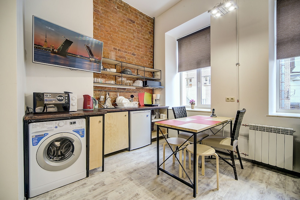 Studio, Kitchen, Annex Building (Studio) photo 3