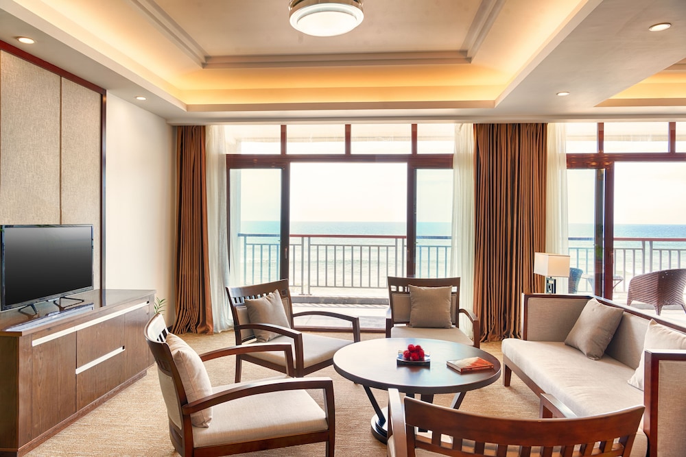 Superior Family Suite photo 3