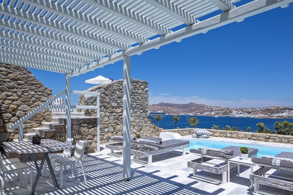 Suite, 2 Bedrooms, Private Pool, Sea View (Residence) photo 1