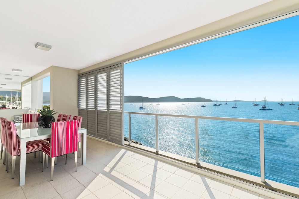2 Bedroom 2 Bathroom Waterfront Loft Penthouse, photo 6