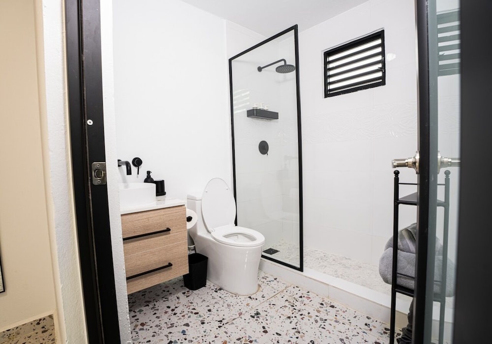 Premium Double Room, 2 Queen Beds, Kitchen, Garden View photo 3