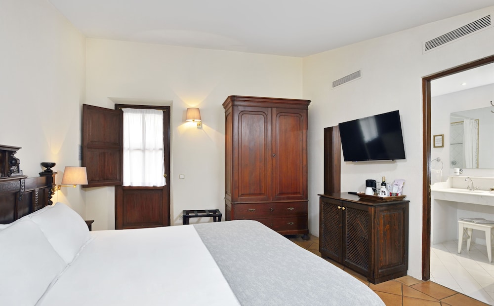 Superior Double or Twin Room, Balcony