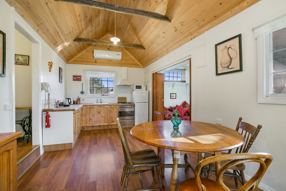 Tea House Cottage photo 3