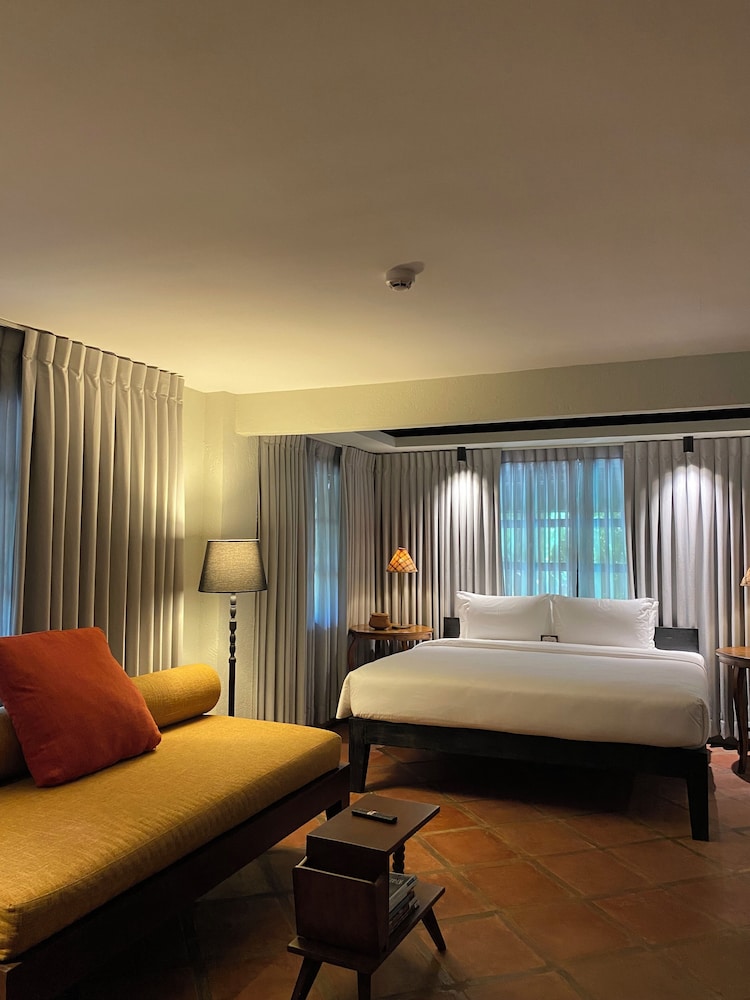 Deluxe Suite - Photo 1