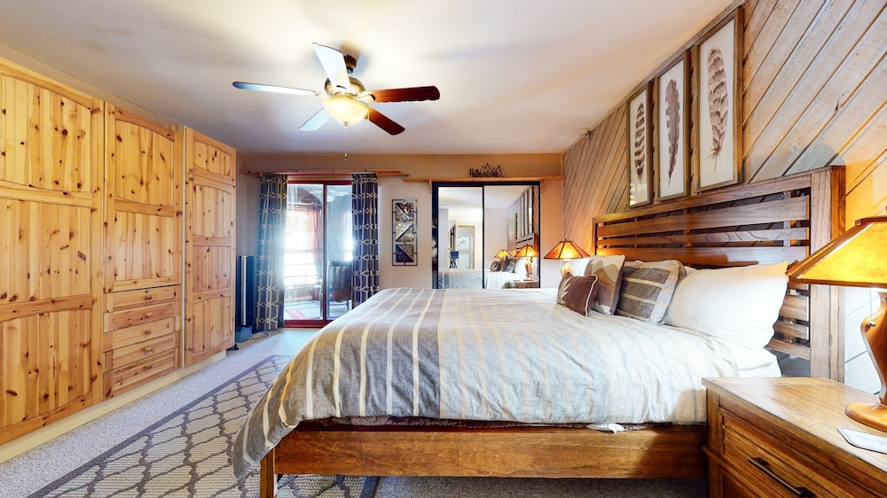 Condo, 1 Bedroom