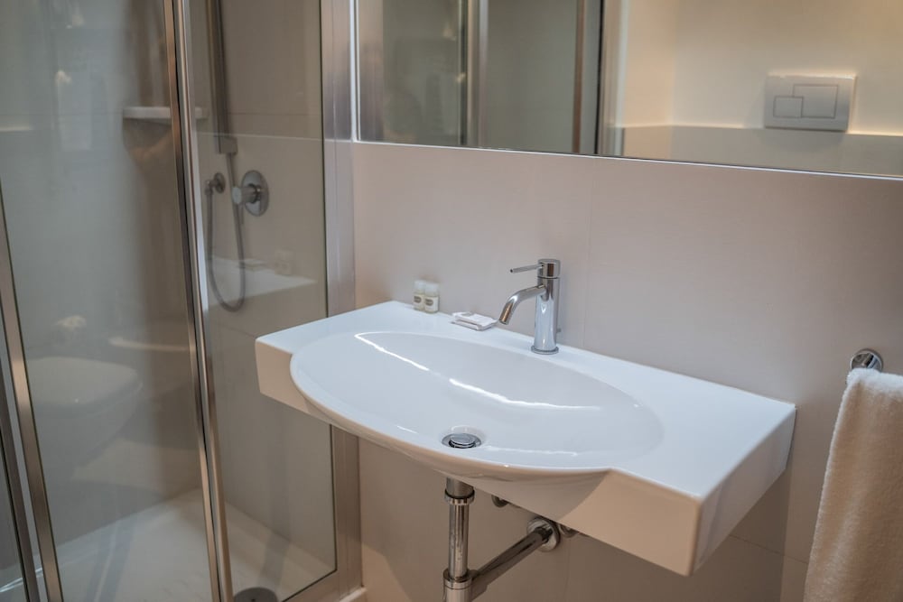 Superior Double Room - Photo 3