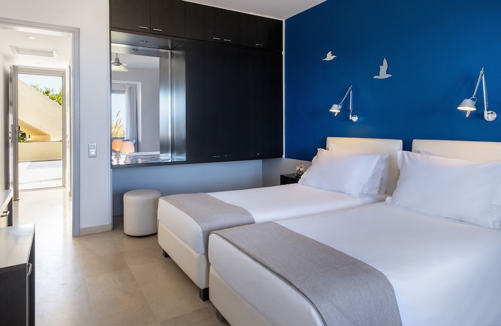 Double Room Sea View (East) - Photo 5
