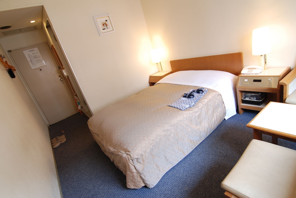 Double Room, Non Smoking (Bed width 140cm) - Photo 2