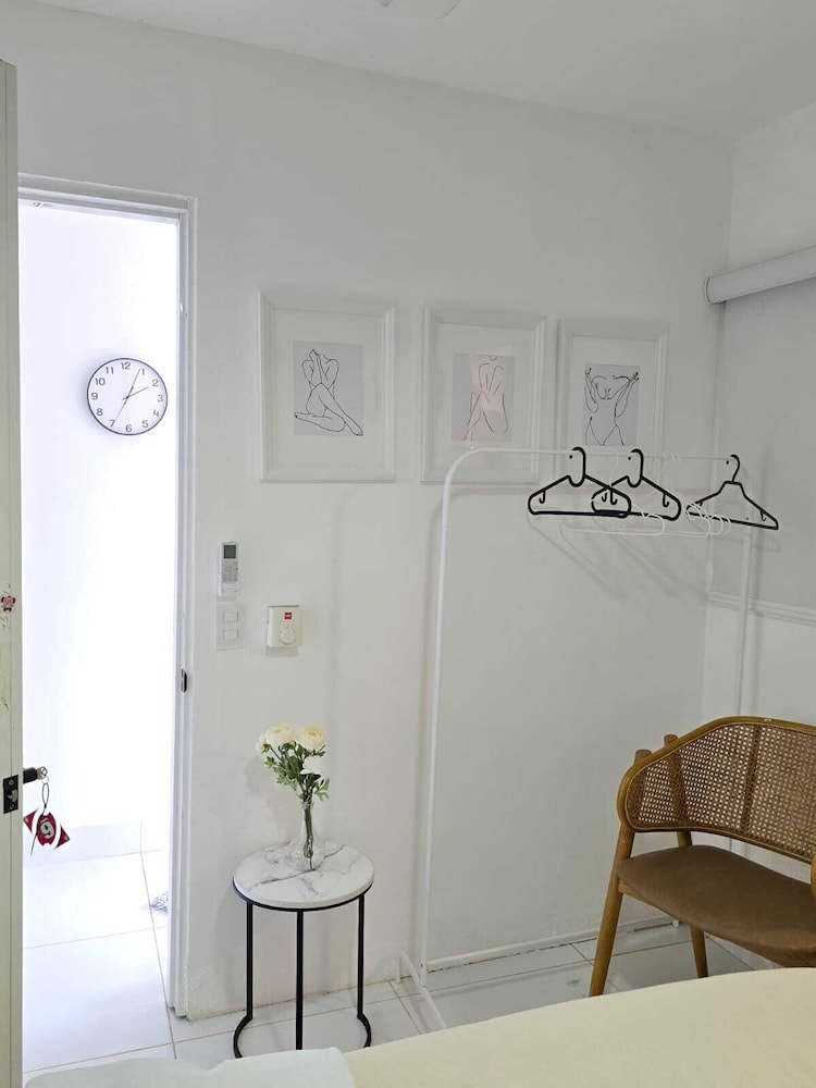 Comfort Room photo 2