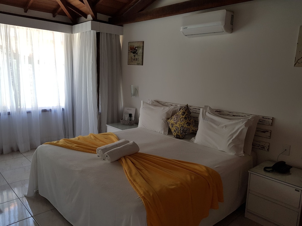 Standard Double Room - Photo 3