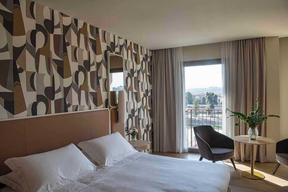 Deluxe Room, River View