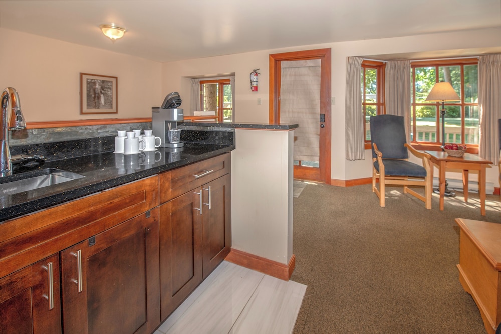 Cabin, 1 Bedroom, Non Smoking, Garden View - Photo 3