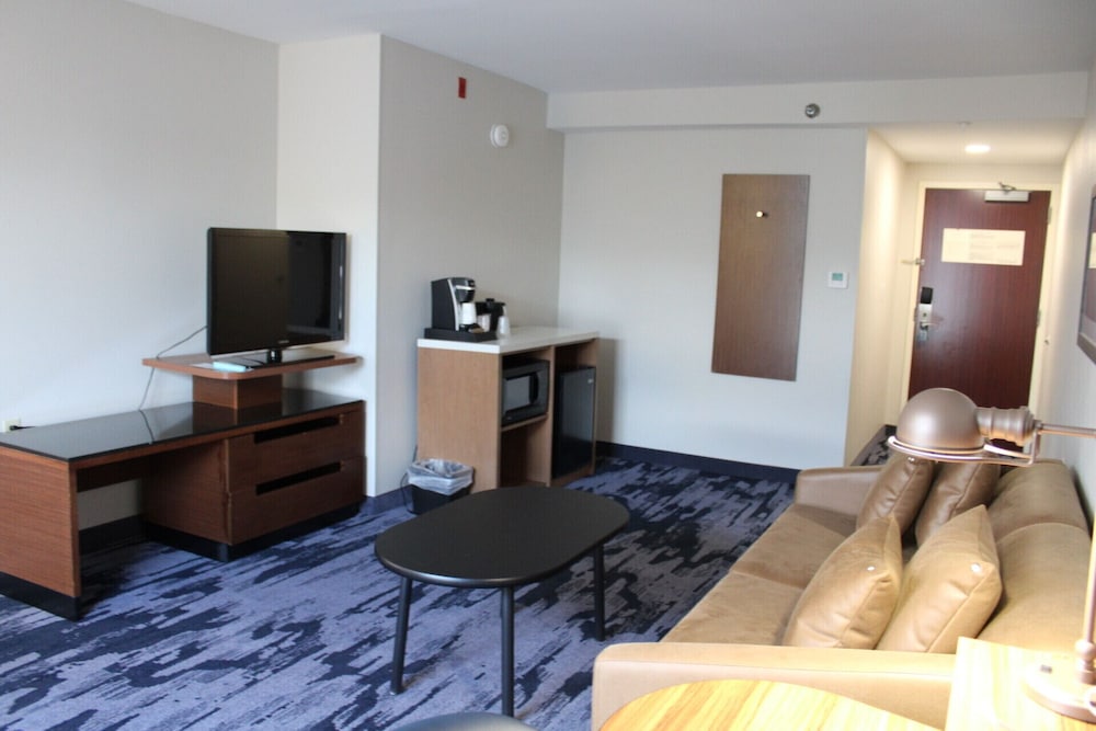 Executive Suite, 1 Bedroom - Photo 1