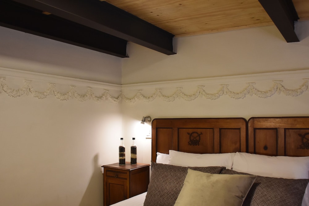 Family Room, Multiple Beds photo 3