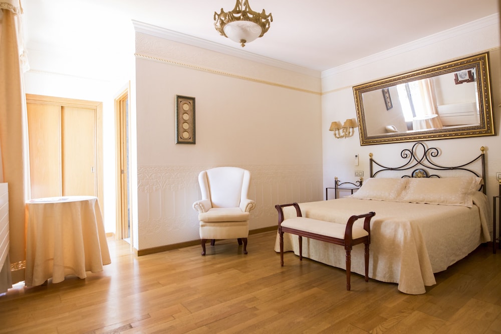 Luxury Double Room photo 2