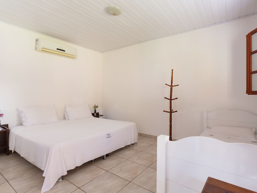 Triple Room, Multiple Beds