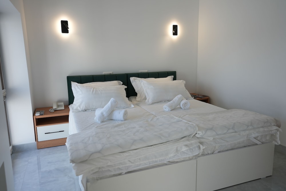 Standard Double Room, City View