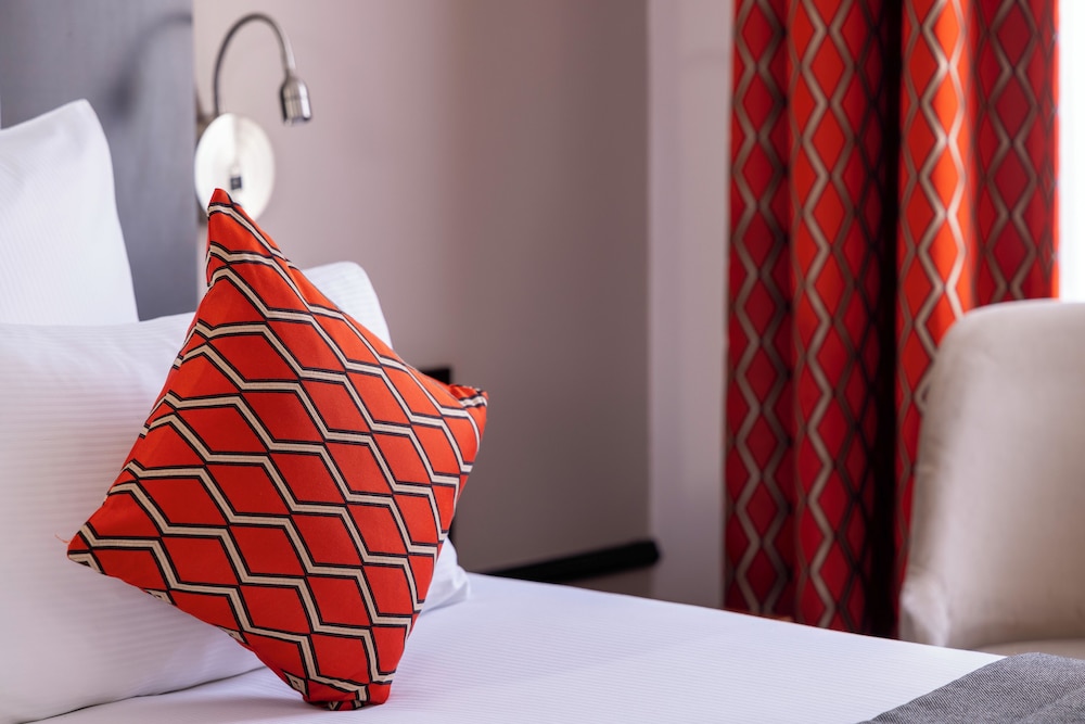 Superior Room, Connecting Rooms