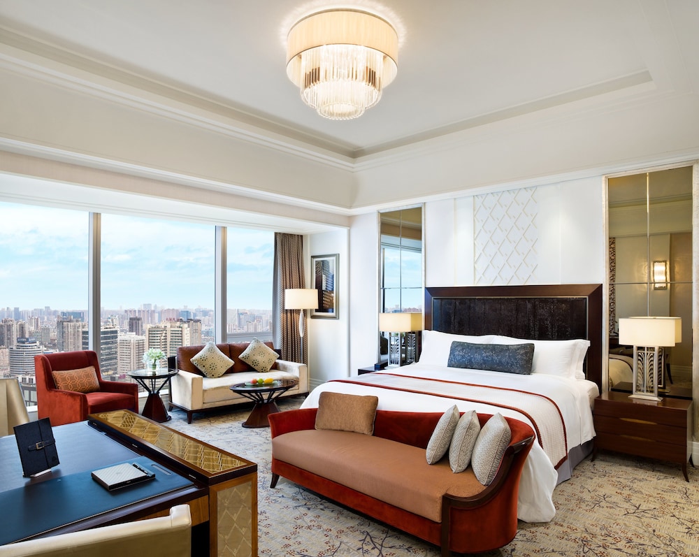 King Room with One King Bed (Non Smoking)
