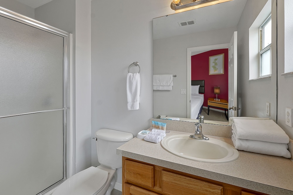 Standard Townhome, 2 Bedrooms, Hot Tub - Photo 24